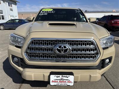 2017 Toyota Tacoma TRD Sport   - Photo 11 - South Sioux City, NE 68776