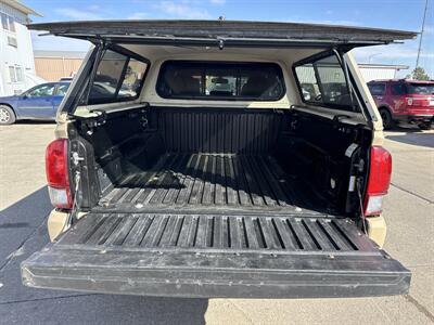 2017 Toyota Tacoma TRD Sport   - Photo 17 - South Sioux City, NE 68776