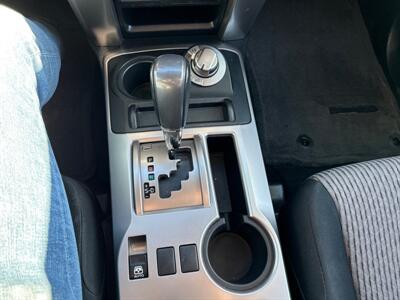 2014 Toyota 4Runner SR5   - Photo 19 - South Sioux City, NE 68776
