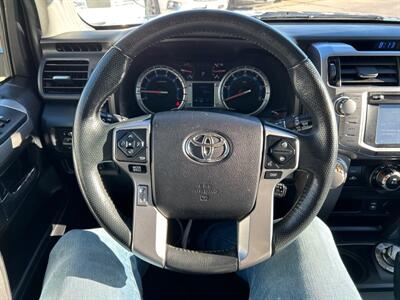 2014 Toyota 4Runner SR5   - Photo 21 - South Sioux City, NE 68776