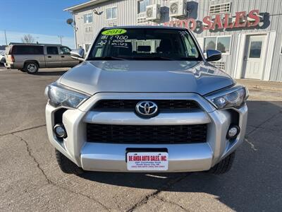 2014 Toyota 4Runner SR5   - Photo 8 - South Sioux City, NE 68776