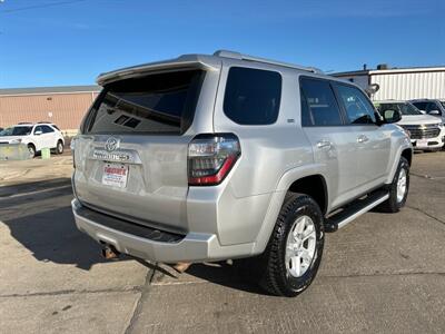 2014 Toyota 4Runner SR5   - Photo 5 - South Sioux City, NE 68776