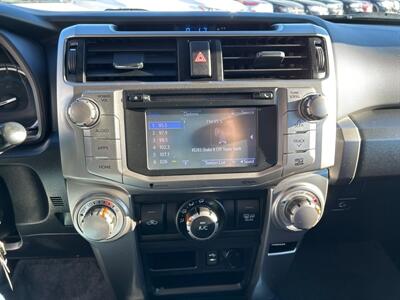 2014 Toyota 4Runner SR5   - Photo 16 - South Sioux City, NE 68776