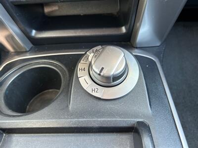 2014 Toyota 4Runner SR5   - Photo 20 - South Sioux City, NE 68776