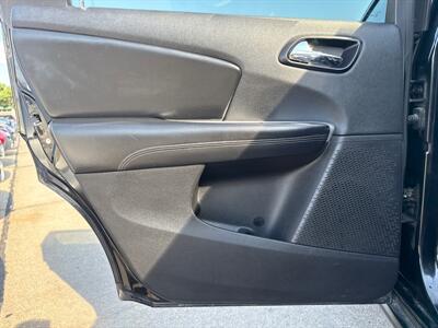 2012 Dodge Journey SXT   - Photo 15 - South Sioux City, NE 68776