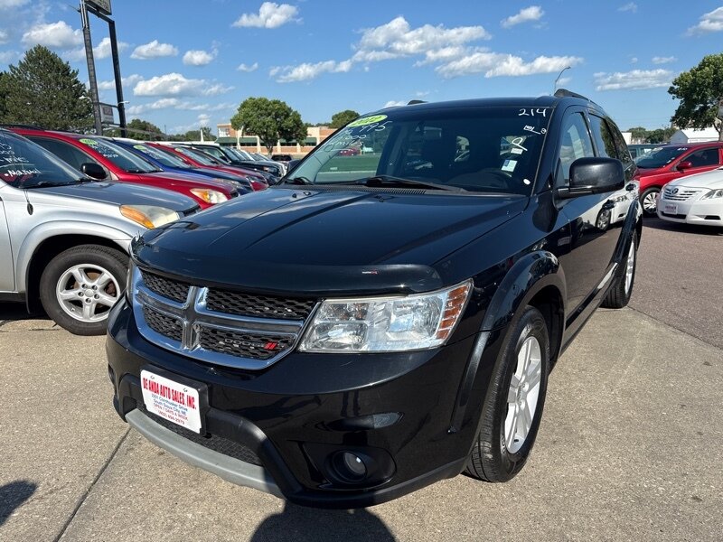 2012 Dodge Journey SXT - Photo 1 - South Sioux City, NE 68776