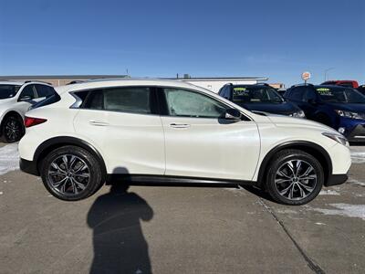 2017 INFINITI QX30 Luxury   - Photo 6 - South Sioux City, NE 68776