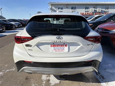 2017 INFINITI QX30 Luxury   - Photo 4 - South Sioux City, NE 68776