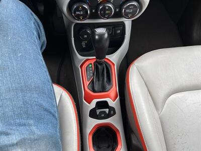 2017 Jeep Renegade Limited   - Photo 23 - South Sioux City, NE 68776