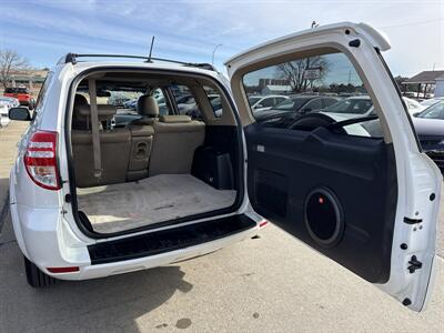 2011 Toyota RAV4 Limited   - Photo 18 - South Sioux City, NE 68776