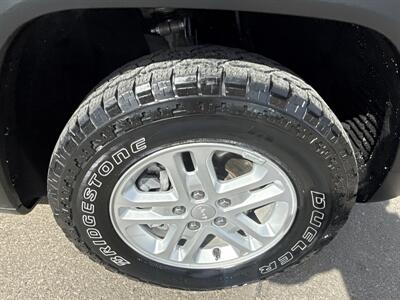 2022 Jeep Grand Cherokee Laredo   - Photo 15 - South Sioux City, NE 68776