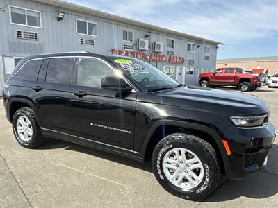2022 Jeep Grand Cherokee Laredo   - Photo 9 - South Sioux City, NE 68776
