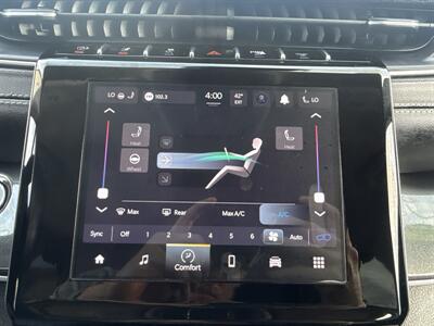 2022 Jeep Grand Cherokee Laredo   - Photo 31 - South Sioux City, NE 68776