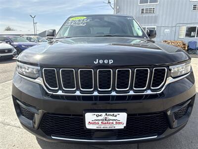2022 Jeep Grand Cherokee Laredo   - Photo 11 - South Sioux City, NE 68776