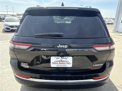 2022 Jeep Grand Cherokee Laredo   - Photo 5 - South Sioux City, NE 68776