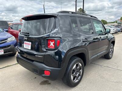 2017 Jeep Renegade Sport   - Photo 6 - South Sioux City, NE 68776