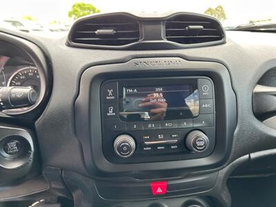 2017 Jeep Renegade Sport   - Photo 21 - South Sioux City, NE 68776