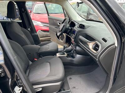 2017 Jeep Renegade Sport   - Photo 19 - South Sioux City, NE 68776