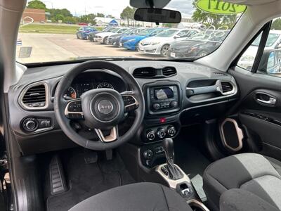 2017 Jeep Renegade Sport   - Photo 14 - South Sioux City, NE 68776