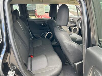2017 Jeep Renegade Sport   - Photo 17 - South Sioux City, NE 68776