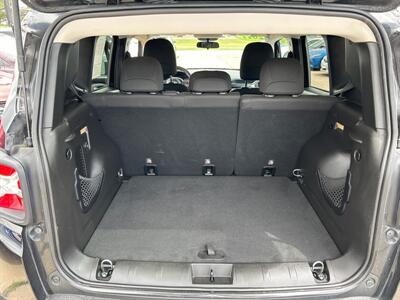 2017 Jeep Renegade Sport   - Photo 16 - South Sioux City, NE 68776