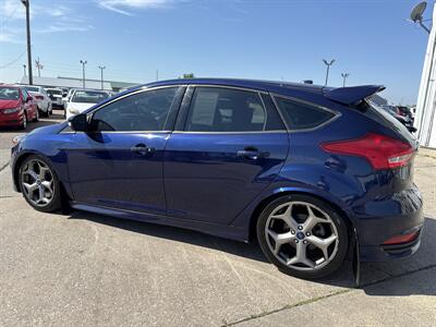2017 Ford Focus ST   - Photo 4 - South Sioux City, NE 68776