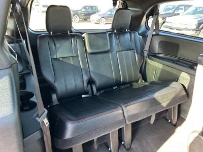 2016 Dodge Grand Caravan R/T   - Photo 16 - South Sioux City, NE 68776