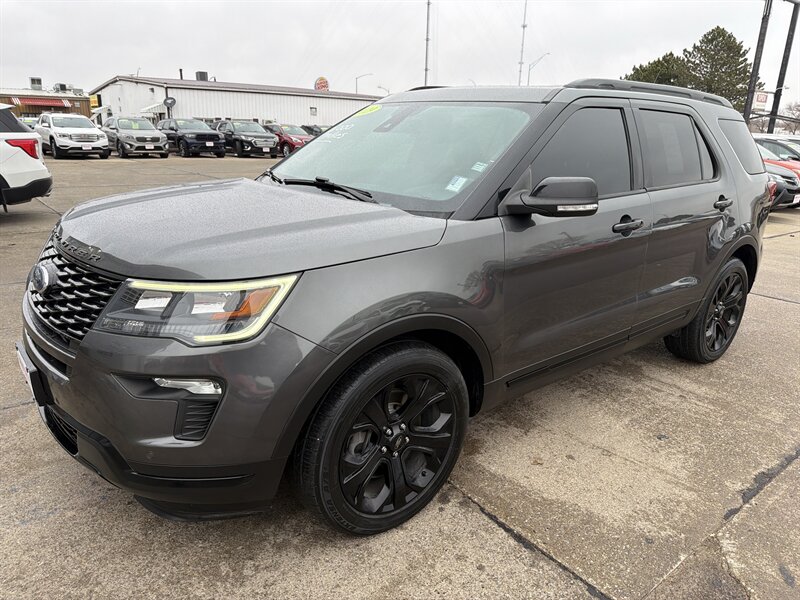 2019 Ford Explorer Sport   - Photo 1 - South Sioux City, NE 68776