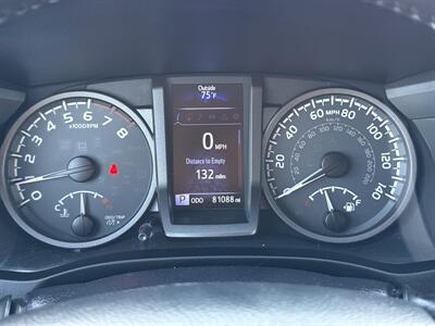 2017 Toyota Tacoma TRD Sport   - Photo 23 - South Sioux City, NE 68776