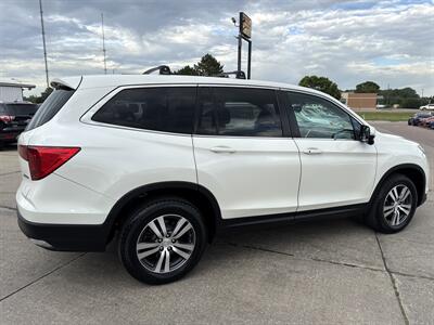2017 Honda Pilot EX-L   - Photo 8 - South Sioux City, NE 68776