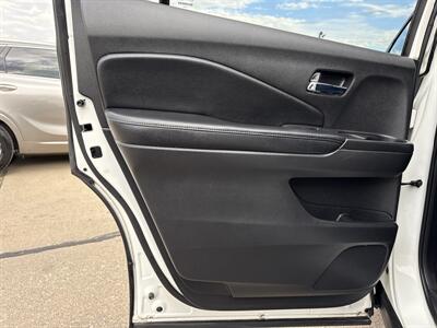 2017 Honda Pilot EX-L   - Photo 18 - South Sioux City, NE 68776
