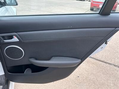 2009 Pontiac G8   - Photo 17 - South Sioux City, NE 68776