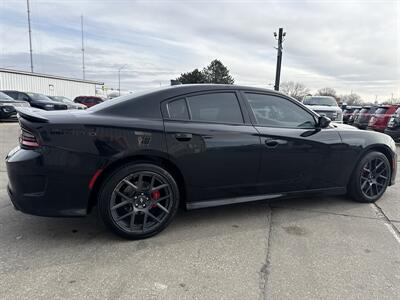 2019 Dodge Charger R/T   - Photo 8 - South Sioux City, NE 68776