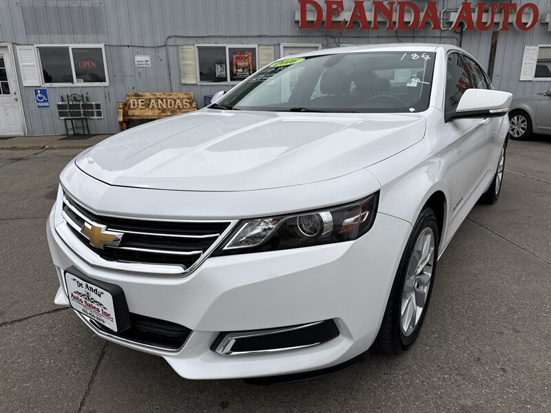 2016 Chevrolet Impala LT   - Photo 1 - South Sioux City, NE 68776