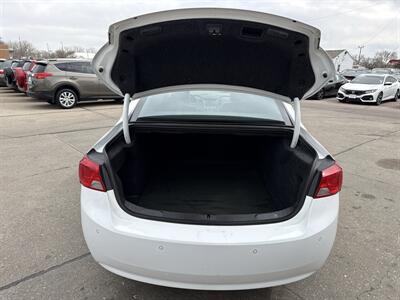 2016 Chevrolet Impala LT   - Photo 18 - South Sioux City, NE 68776
