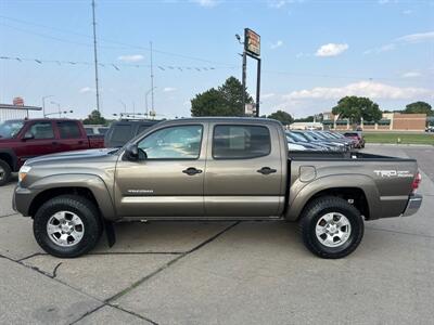 2014 Toyota Tacoma V6   - Photo 3 - South Sioux City, NE 68776