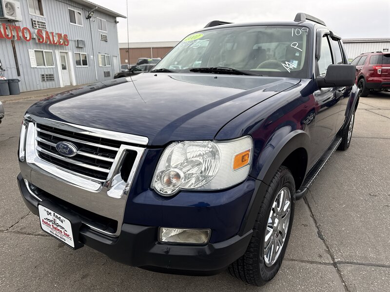 2007 Ford Explorer Sport Trac XLT   - Photo 1 - South Sioux City, NE 68776