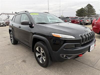 2017 Jeep Cherokee Trailhawk   - Photo 10 - South Sioux City, NE 68776