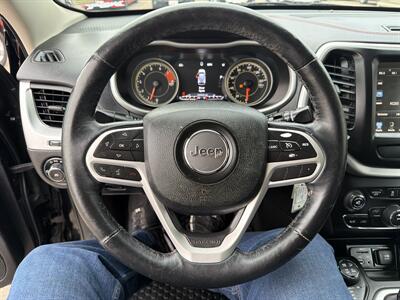 2017 Jeep Cherokee Trailhawk   - Photo 31 - South Sioux City, NE 68776