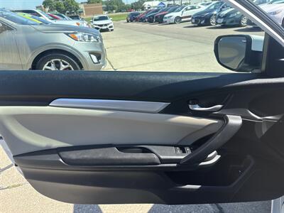 2016 Honda Civic LX-P   - Photo 15 - South Sioux City, NE 68776