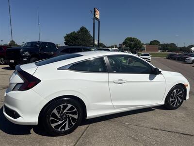 2016 Honda Civic LX-P   - Photo 8 - South Sioux City, NE 68776