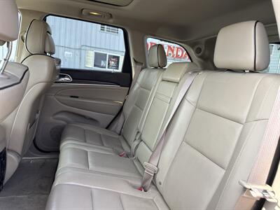 2015 Jeep Grand Cherokee Overland   - Photo 17 - South Sioux City, NE 68776