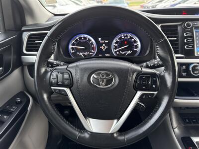 2017 Toyota Highlander XLE   - Photo 23 - South Sioux City, NE 68776