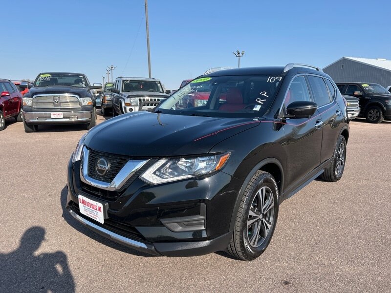 2019 Nissan Rogue SV - Photo 1 - South Sioux City, NE 68776