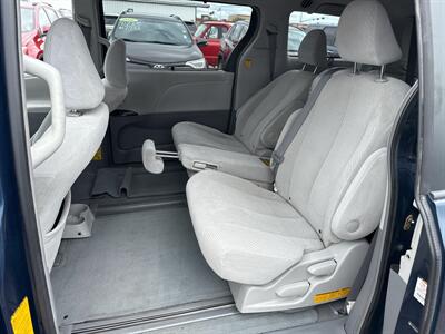 2011 Toyota Sienna LE 8-Passenger   - Photo 16 - South Sioux City, NE 68776