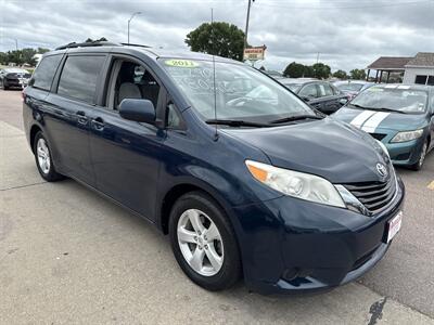 2011 Toyota Sienna LE 8-Passenger   - Photo 10 - South Sioux City, NE 68776