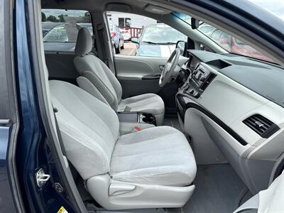 2011 Toyota Sienna LE 8-Passenger   - Photo 18 - South Sioux City, NE 68776