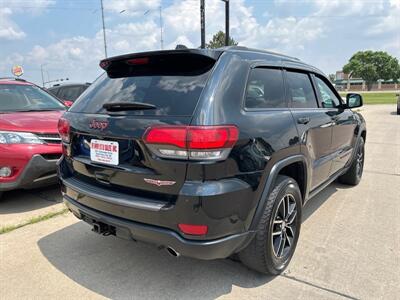 2017 Jeep Grand Cherokee Trailhawk   - Photo 5 - South Sioux City, NE 68776