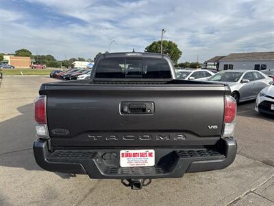 2020 Toyota Tacoma TRD Sport   - Photo 6 - South Sioux City, NE 68776
