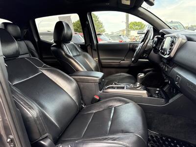2020 Toyota Tacoma TRD Sport   - Photo 19 - South Sioux City, NE 68776